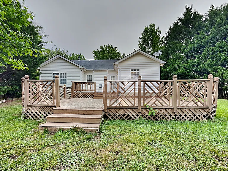 12012 Evergreen Hollow Dr — Photo 21