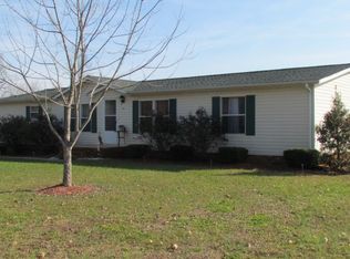 320 Wellman Rd, Hiddenite, NC 28636