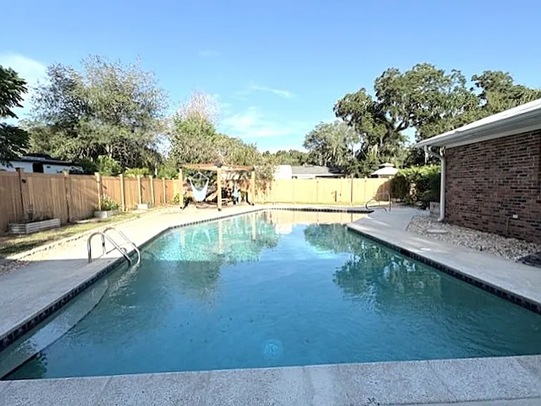 1029 Glenwood Rd — Photo 26