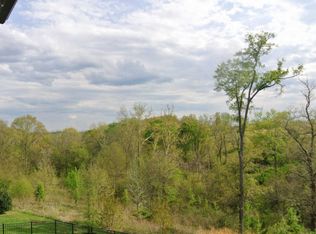 100 Red Paint Rdg, Clarksville, TN 37043