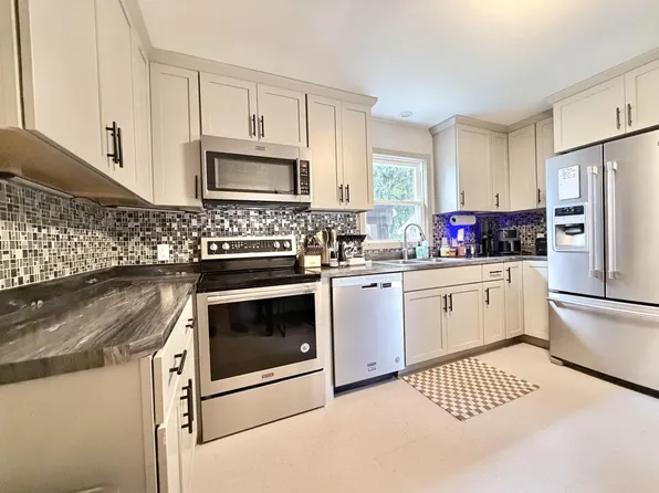 913 S 21st Ave, Wausau, WI 54401