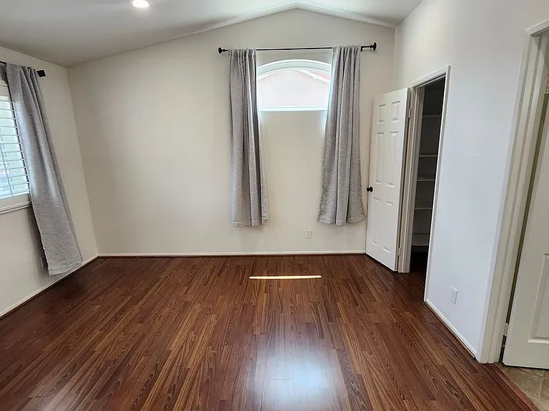7691 Haven Ave #F — Photo 28