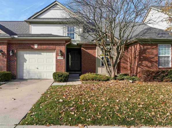 35818 Foxwood Ct #139, Harrison Township, MI 48045