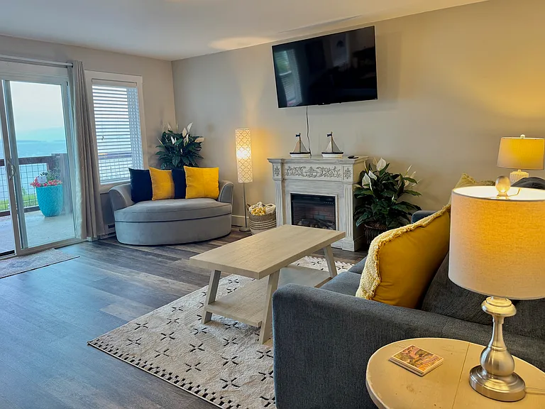 102 Kootenai Ave #6 — Photo 1