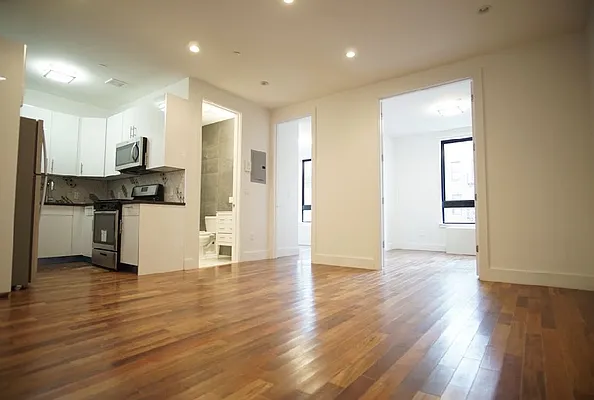 Rented by Lofts and Flats LLC | media 2