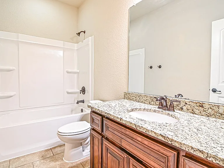 6612 Colony Rd — Photo 14