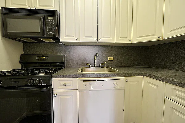 Rented by Jacqueline H Swiskey, LREB | media 24