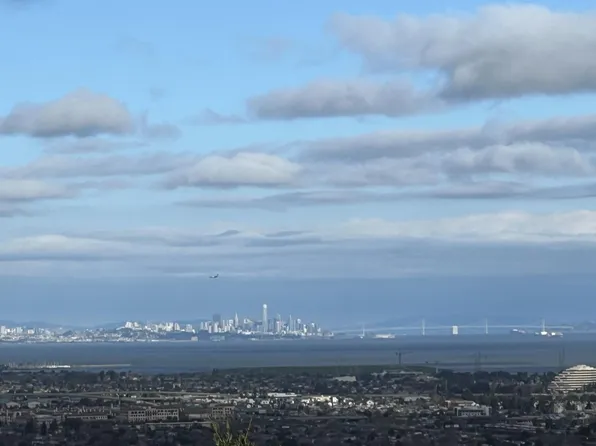 480 Erlin Dr, San Carlos, CA 94070