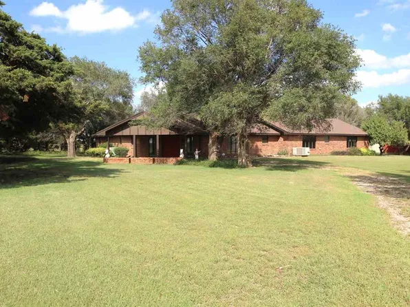 1027 N Shell Rd, Garber, OK 73738