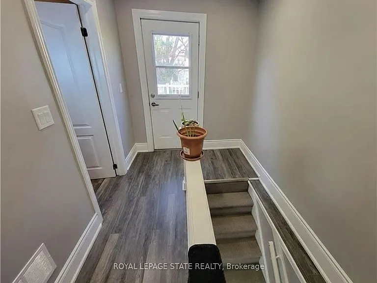 27 Belmont Ave — Photo 7
