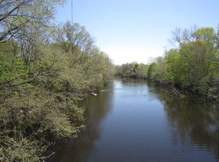 330-332 Elliot St #332-1, Newton, MA 02464