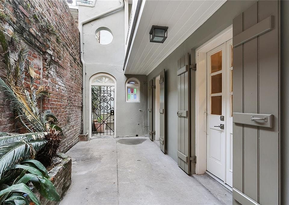 1st image of 523 Dumaine St APT 8