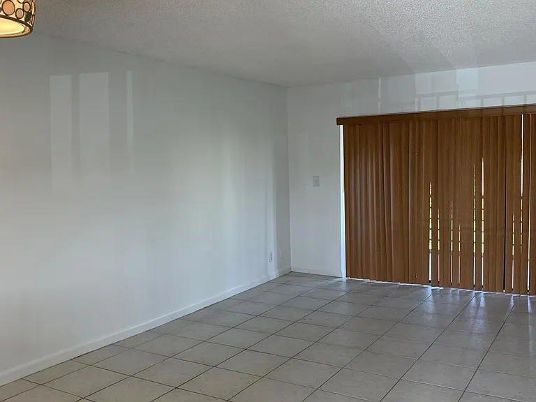 9355 SW 8th St #202 — Photo 18
