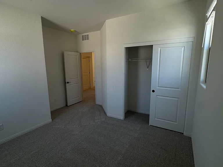 92 Hornbeck Ln — Photo 24