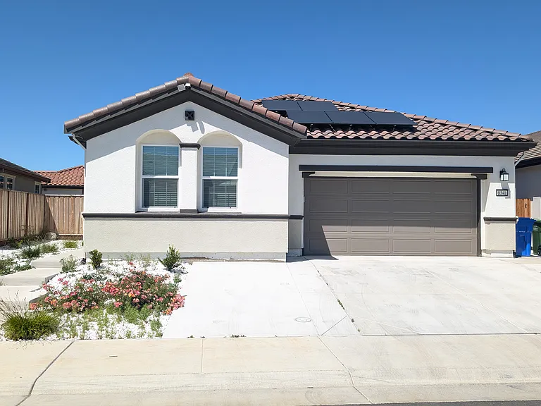 8341 Orla Way — Photo 1