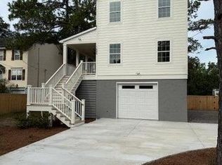 1685 Old Military Rd, Charleston, SC 29412