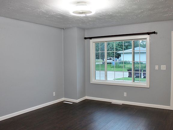 4th image of 1412 E St