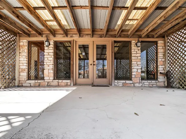 12914 Pfluger Berkman Ln, Coupland, TX 78615