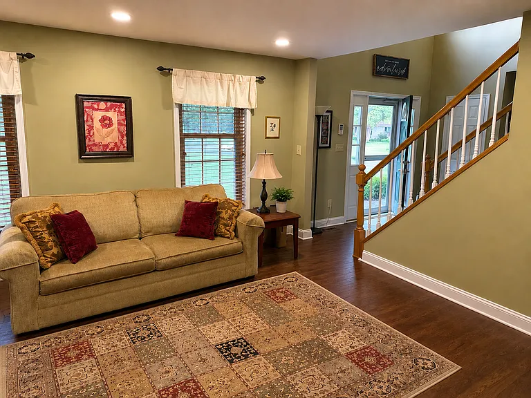 504 Ethel Ct — Photo 8