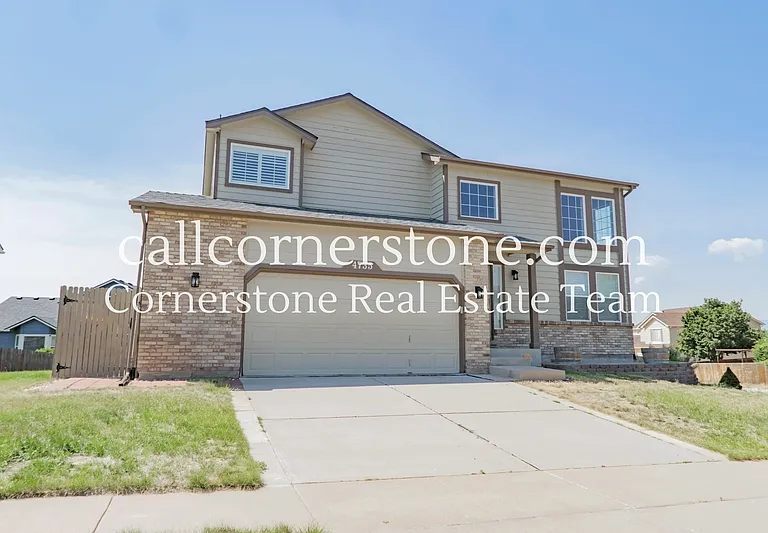 4735 Malcom Ct — Photo 1