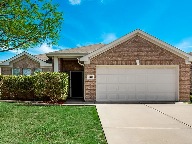 10413 Trevino Ln — Photo 17