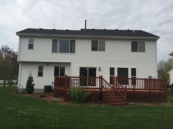 2nd image of 42820 Dartmoor Cir