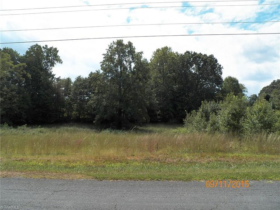 1st image of LOT 8 Boxwood Dr Lot 8
