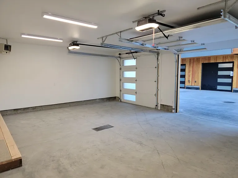 109 W Spruce St #4 — Photo 6