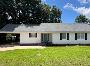 413 Clarice Dr, Memphis, TN 38109
