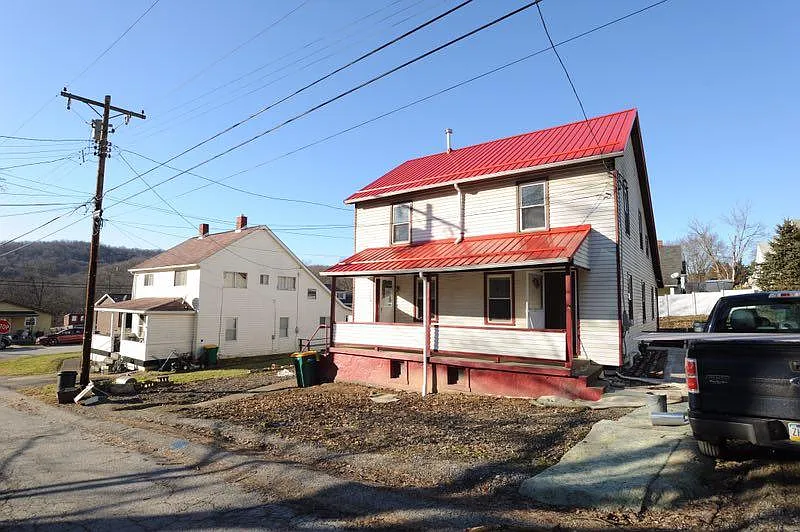 22 Ring St — Photo 2