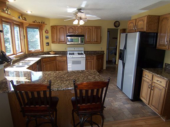 3rd image of 2023 Seneca Way