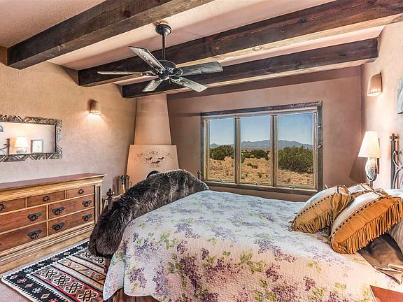 4th image of 841 Camino Los Abuelos