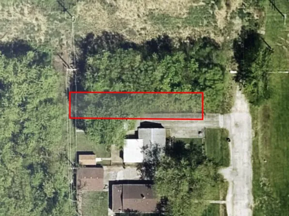 16112 Wallace St, Harvey, IL 60426