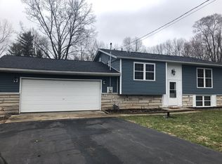 3905 Franklin Rd, Jackson, MI 49203