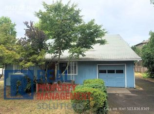 8927 SE Rhone St, Portland, OR