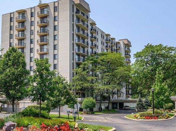 190 S Wood Dale Rd APT 611