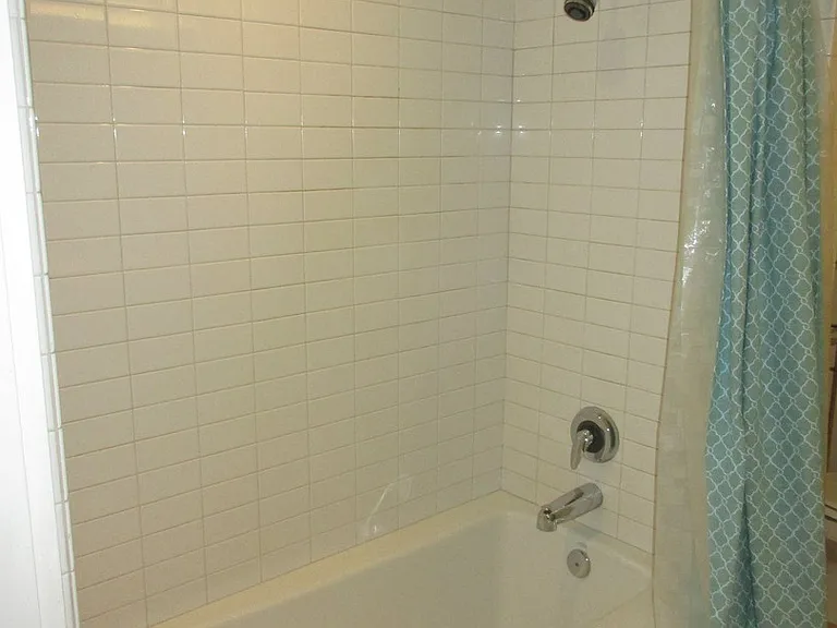 3570 S River Pkwy #305 — Photo 10