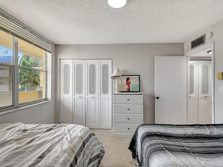 777 S Federal Hwy #202-H — Photo 22