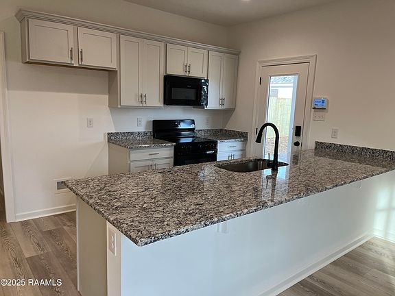 3rd image of 107 Hardwicke Ct