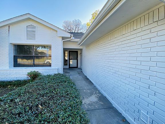 2nd image of 2106 Cold Springs Dr