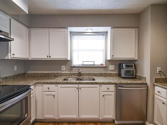 4th image of 11222 Ashwood Dr