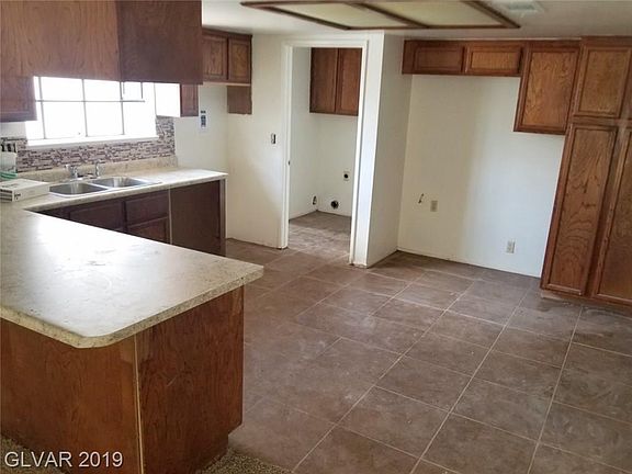 5th image of 721 Sea Pines Ln
