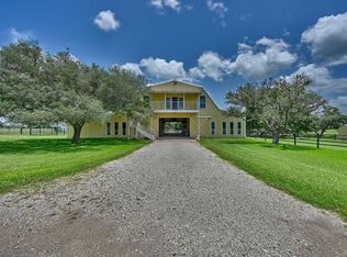 3235 Frontage Rd #10, Schulenburg, TX 78956