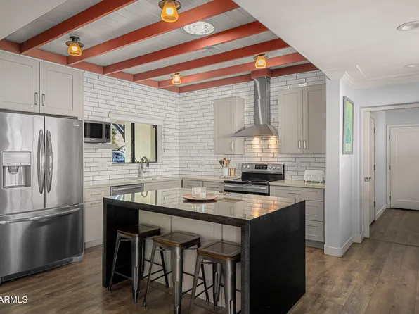 6912 E EDGEMONT Avenue, Scottsdale, AZ 85257