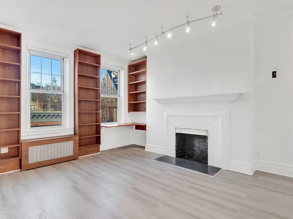 344 W 12th St APT 5A, New York, NY 10014