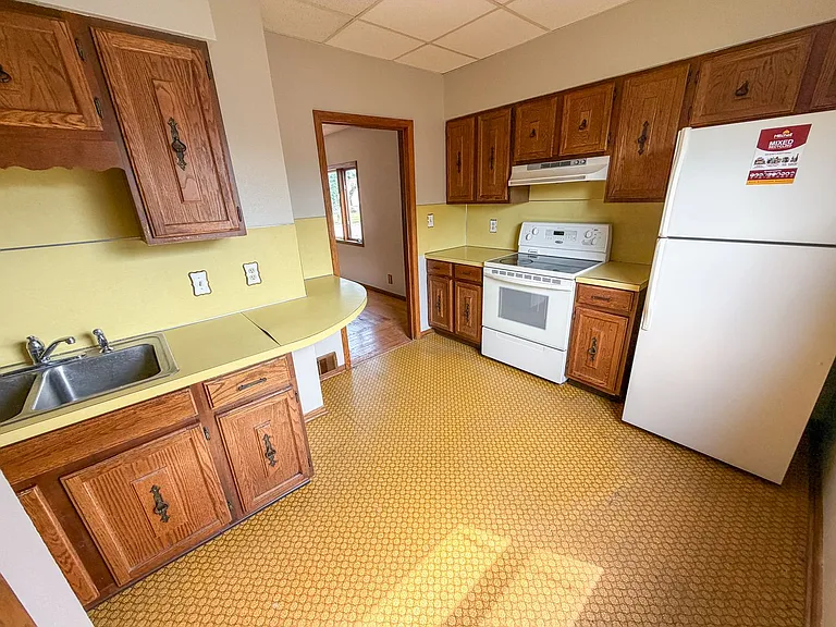 609 N Edmunds St — Photo 11