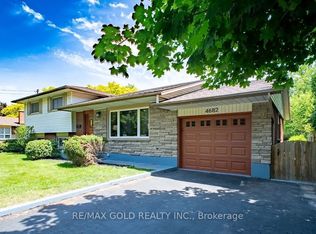 4682 Pinedale Dr, Niagara Falls, ON L2E6M8