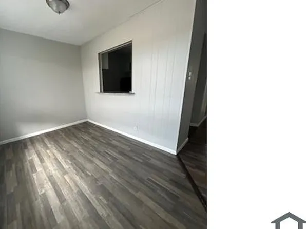 3249 S Staples St #2, Corpus Christi, TX 78411