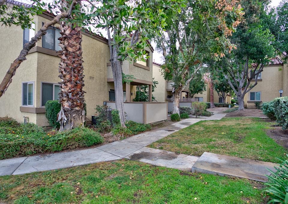 1136 W Blaine St APT 203, Riverside, CA 92507 | Zillow