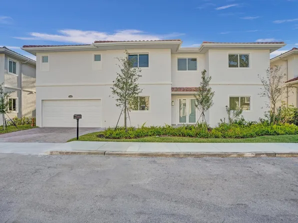 3538 Forest View Circle, Dania Beach, FL 33312